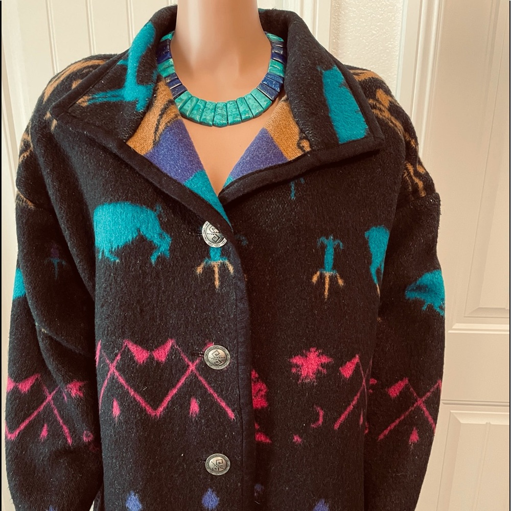 BEAUTIFUL VINTAGE CIRCLE T BLACK BLANKET COAT  NWT - Picture 3 of 10